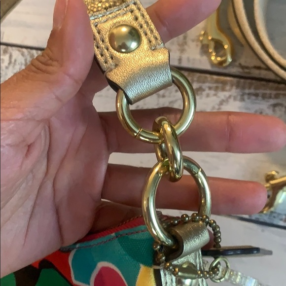 Authentic Coach multi color shoulder/ crossbody💕 - Picture 6 of 16